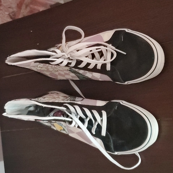 Nightmare Before Christmas Vans - Picture 3 of 6